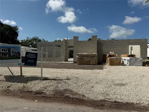 2232 Grove Street Sarasota FL 34239