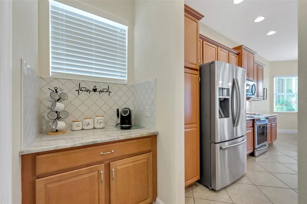 1649 Emerald Dunes Drive Sun City Center FL 33573