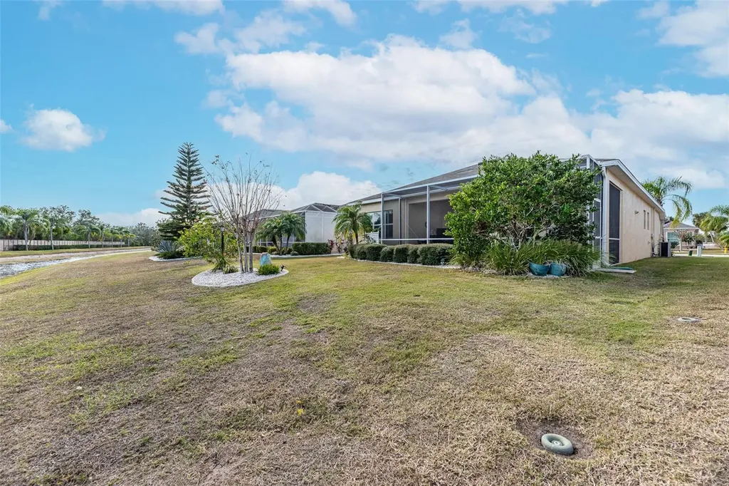 1649 Emerald Dunes Drive Sun City Center FL 33573