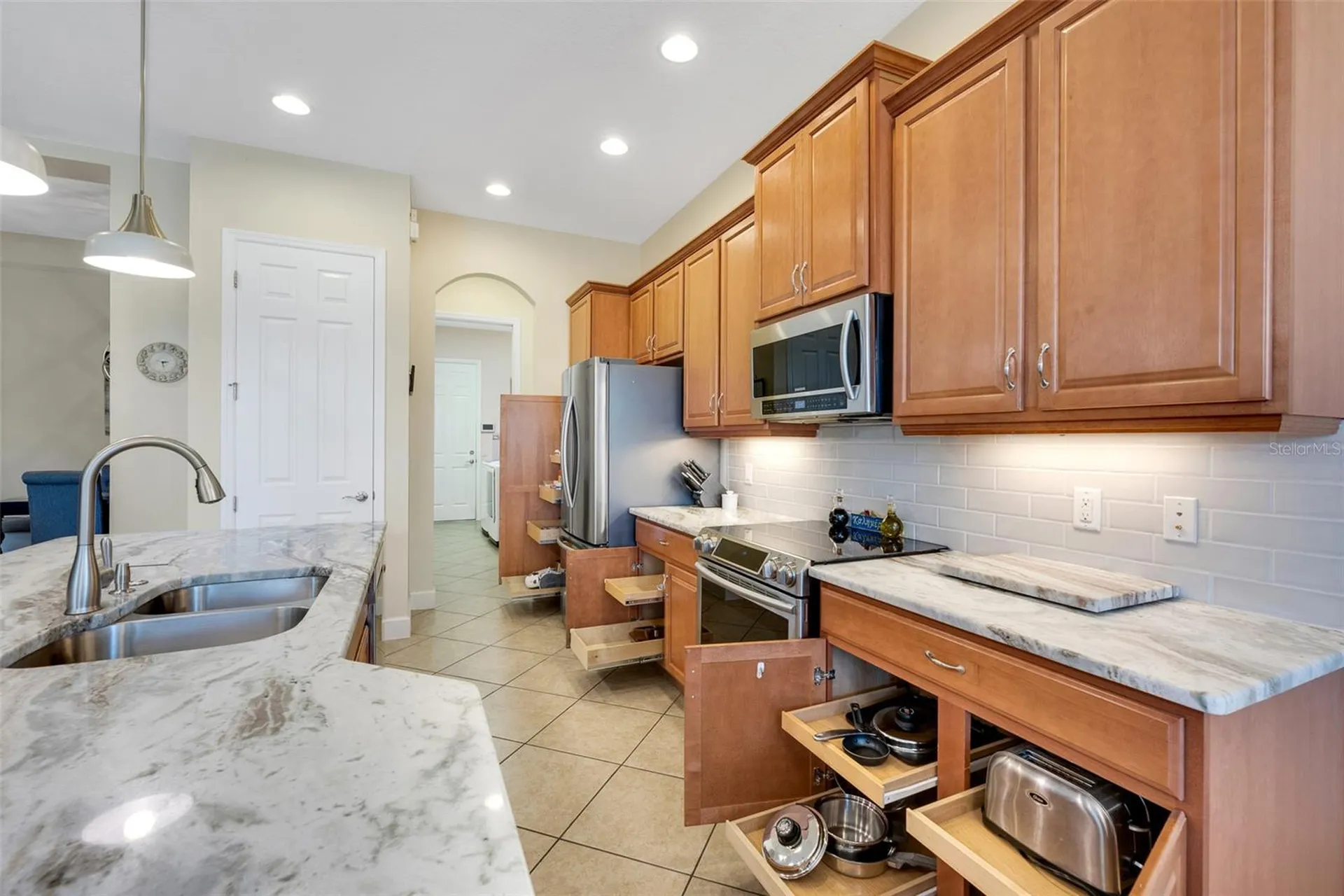 1649 Emerald Dunes Drive Sun City Center FL 33573