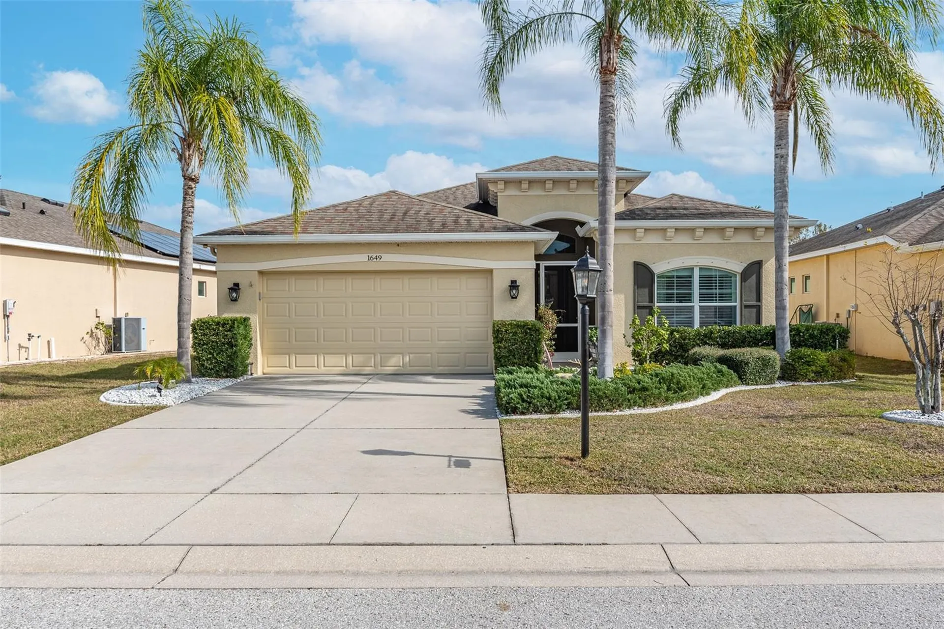 1649 Emerald Dunes Drive Sun City Center FL 33573