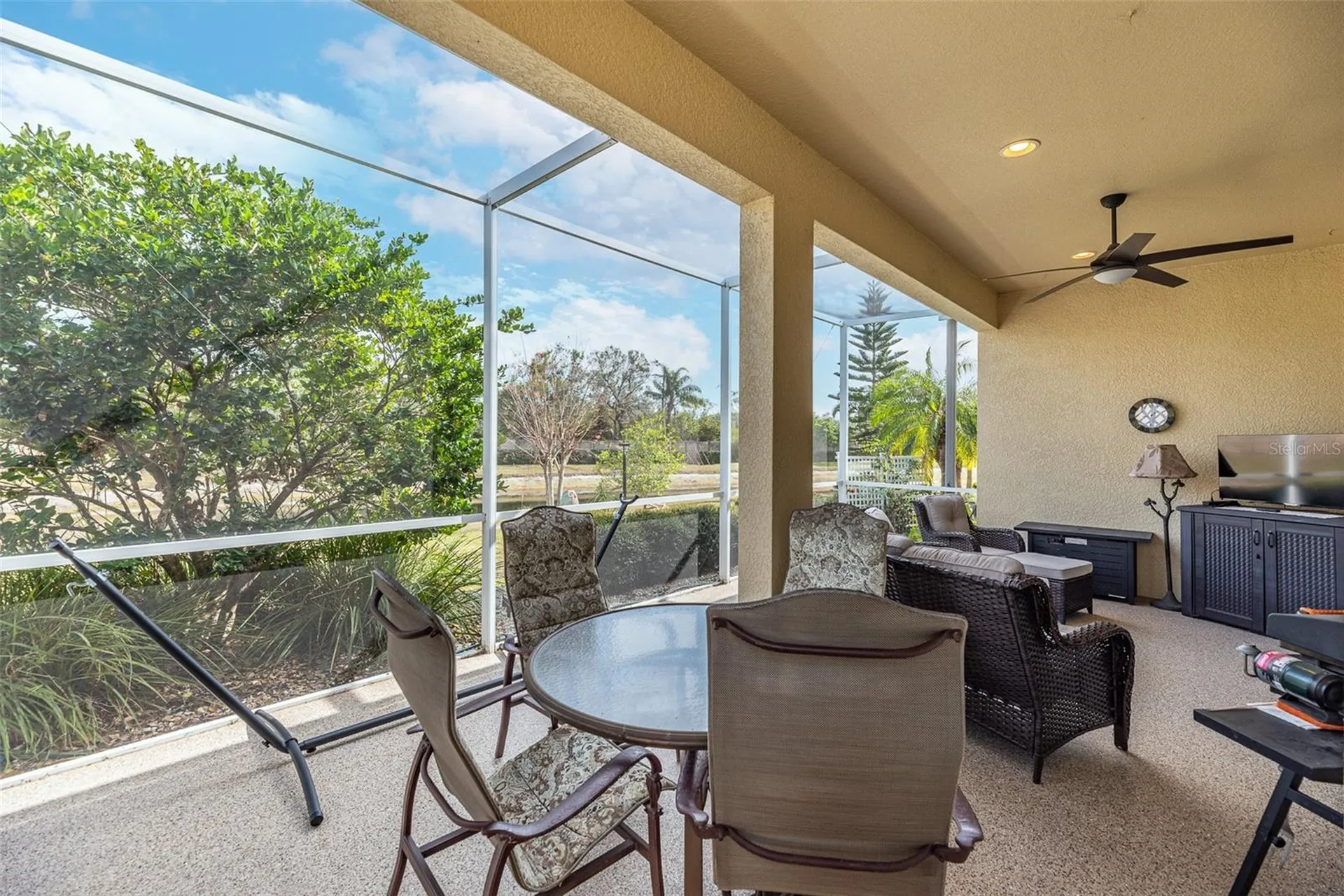 1649 Emerald Dunes Drive Sun City Center FL 33573