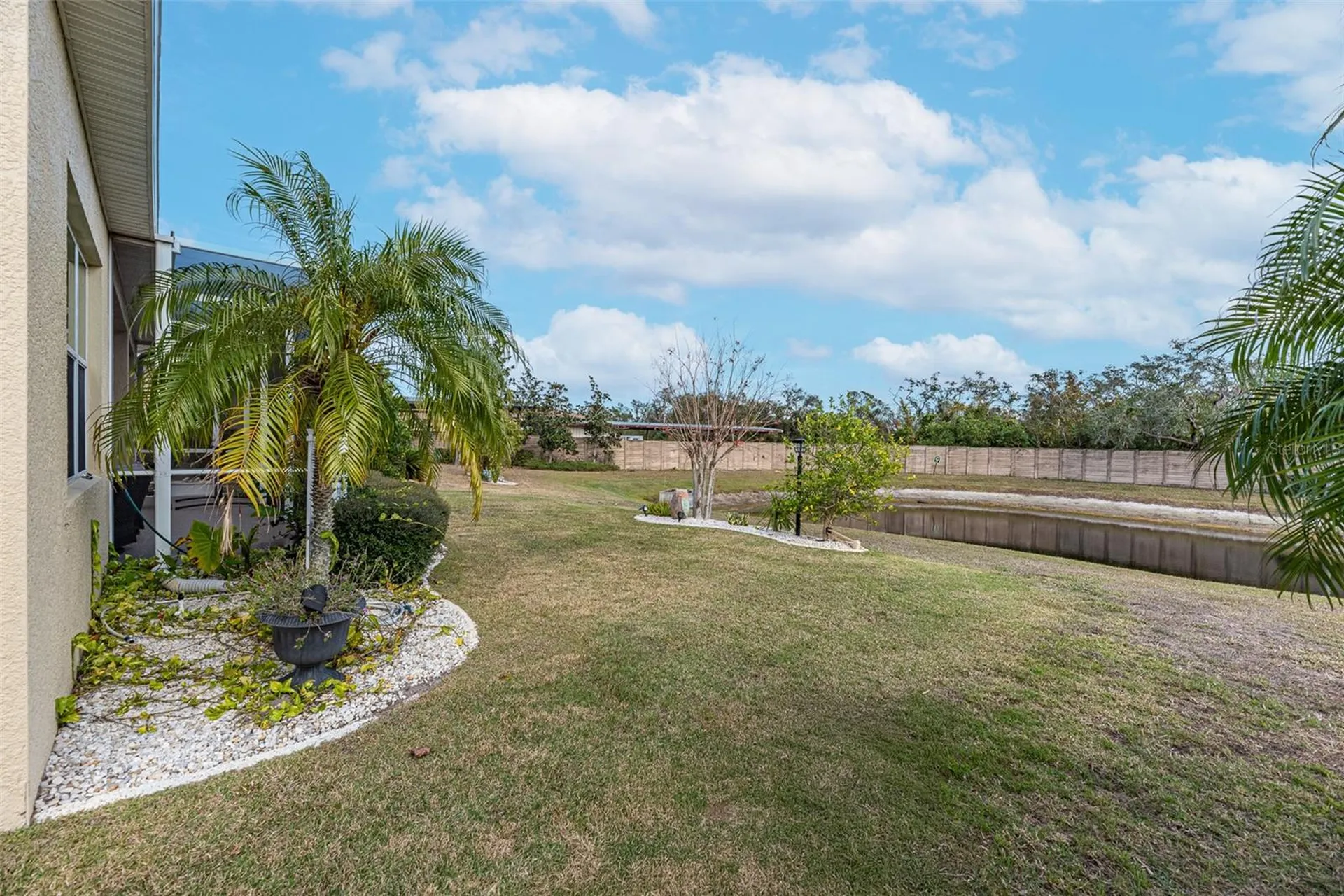 1649 Emerald Dunes Drive Sun City Center FL 33573