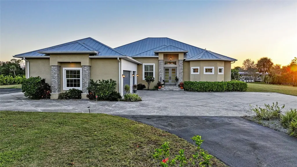 3690 Como Street Port Charlotte FL 33948