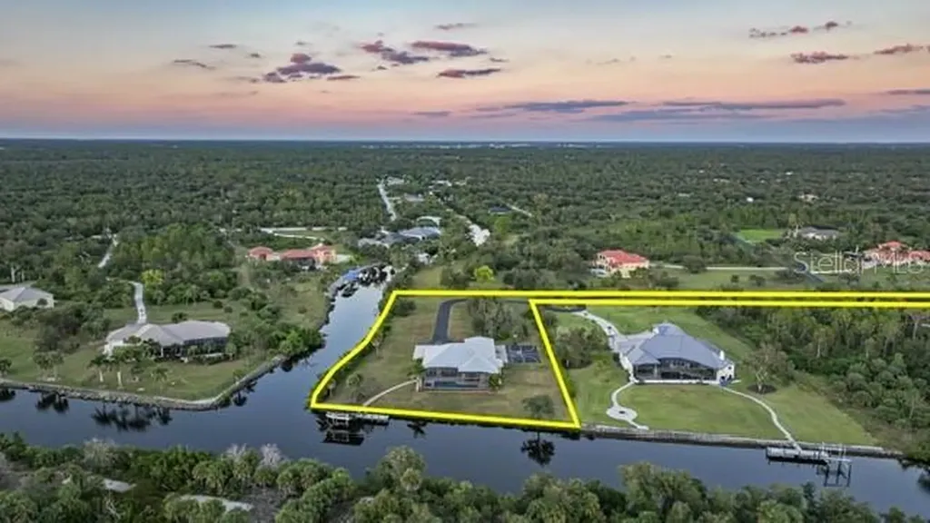 3690 Como Street Port Charlotte FL 33948