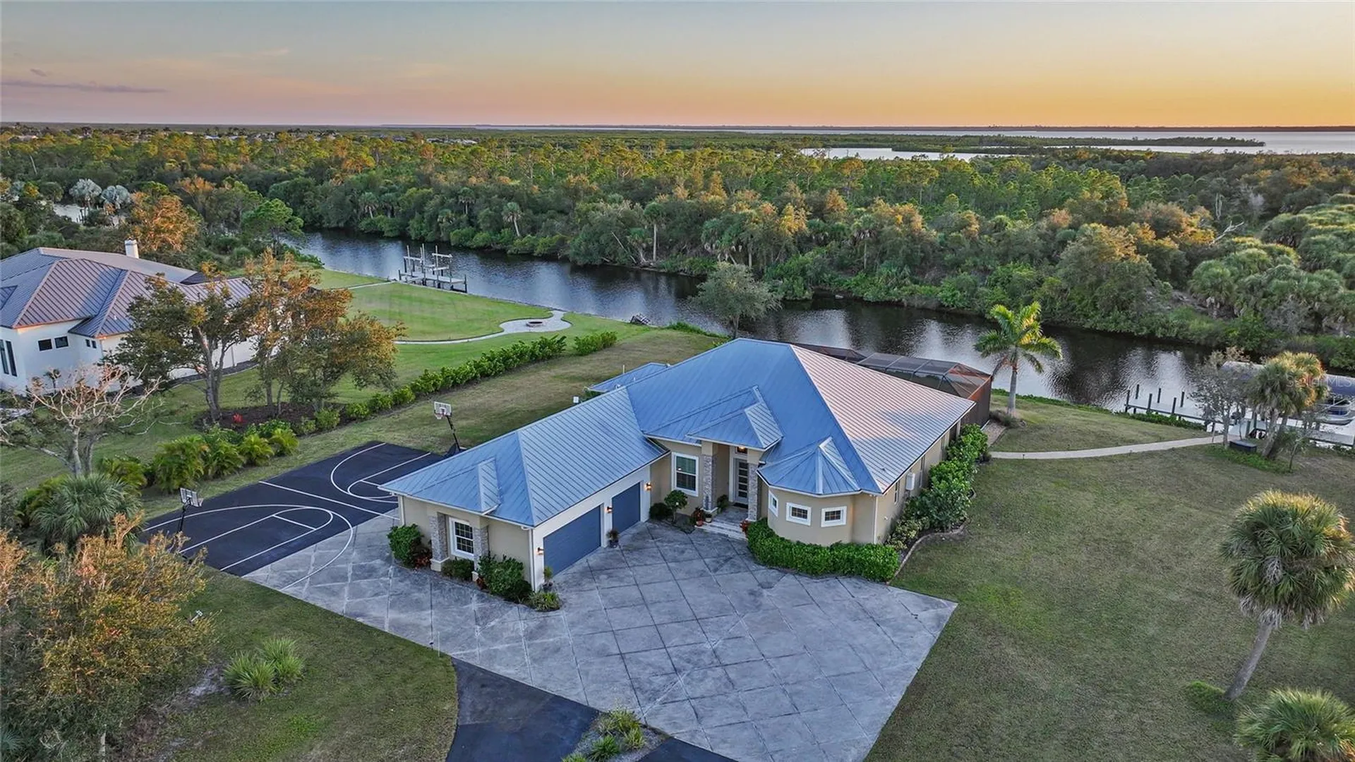 3690 Como Street Port Charlotte FL 33948