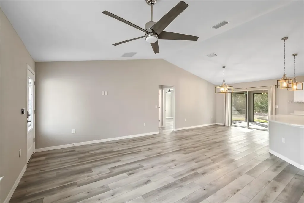 7052 SW 179th Court Road Dunnellon FL 34432