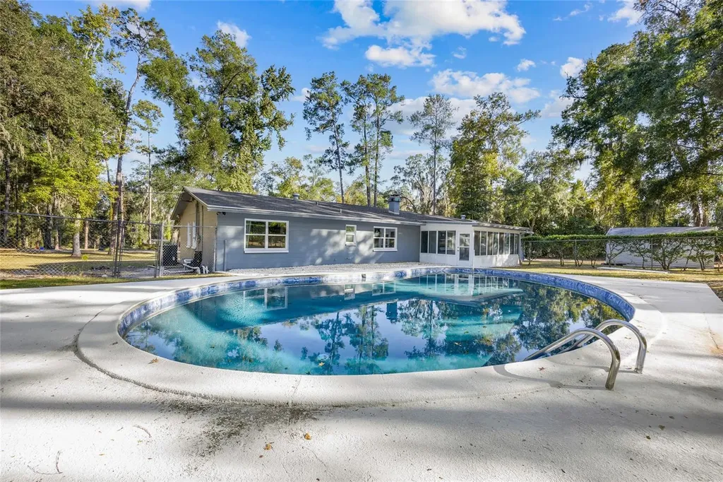 830 NW 60th Street Gainesville FL 32605