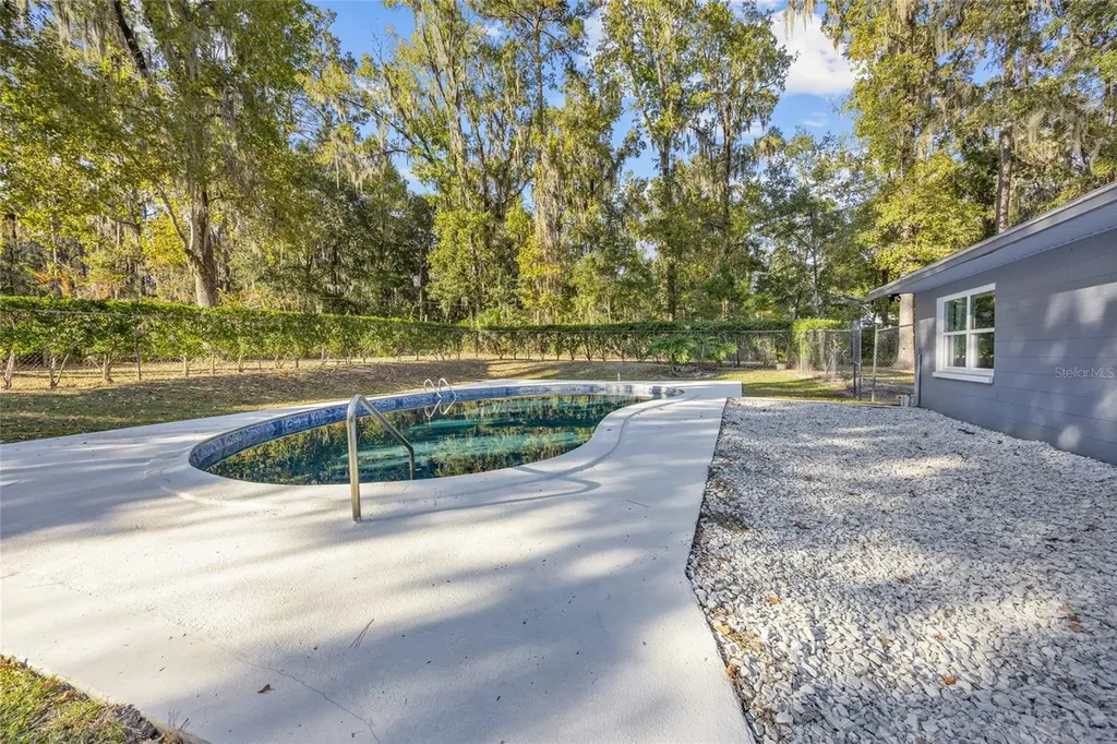 830 NW 60th Street Gainesville FL 32605