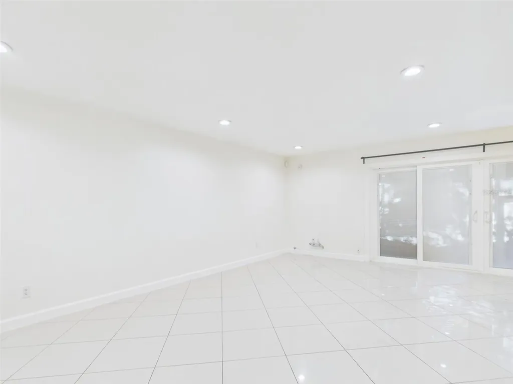 7512 Dolonita Drive Tampa FL 33615