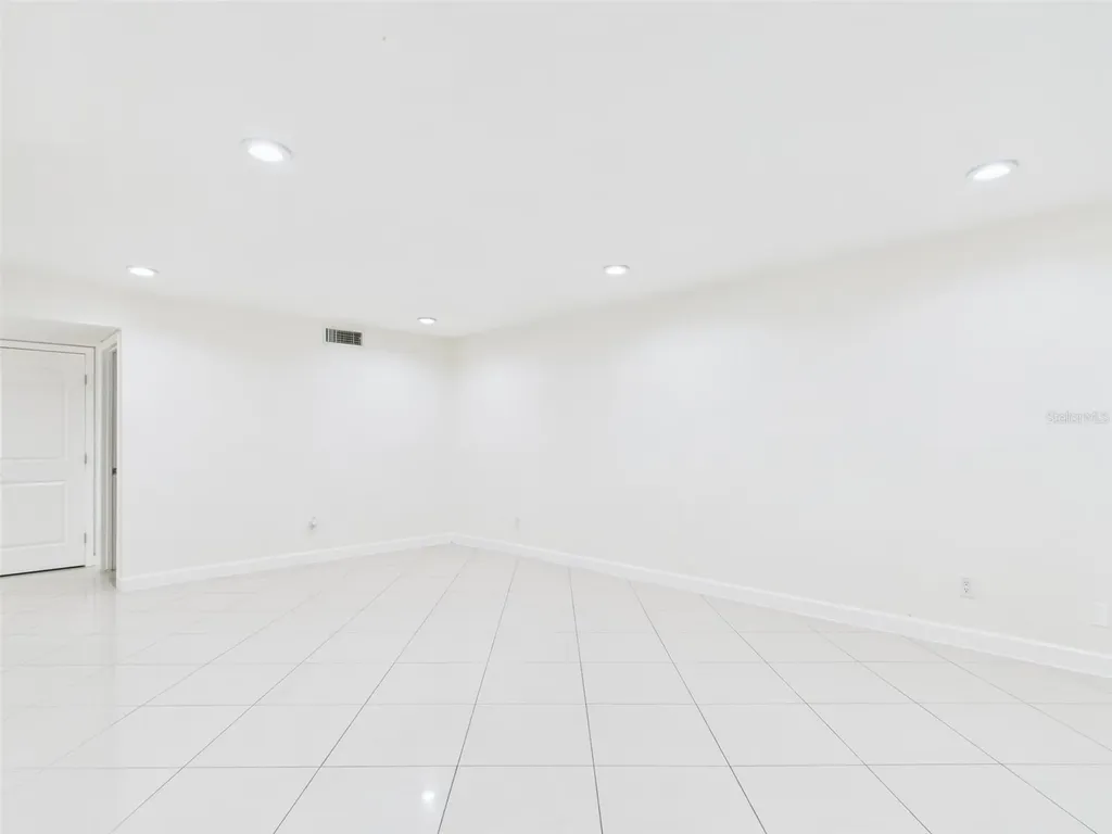 7512 Dolonita Drive Tampa FL 33615