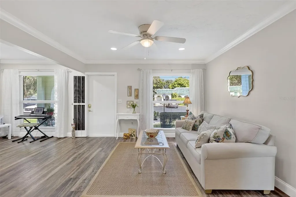 4207 34th Avenue Drive W Bradenton FL 34205