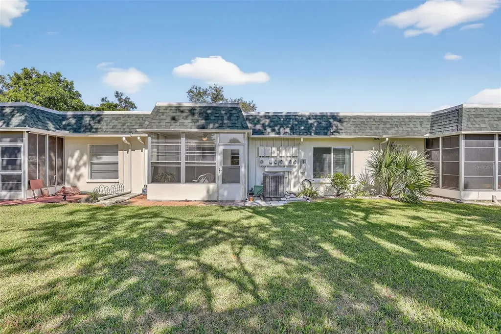 4207 34th Avenue Drive W Bradenton FL 34205