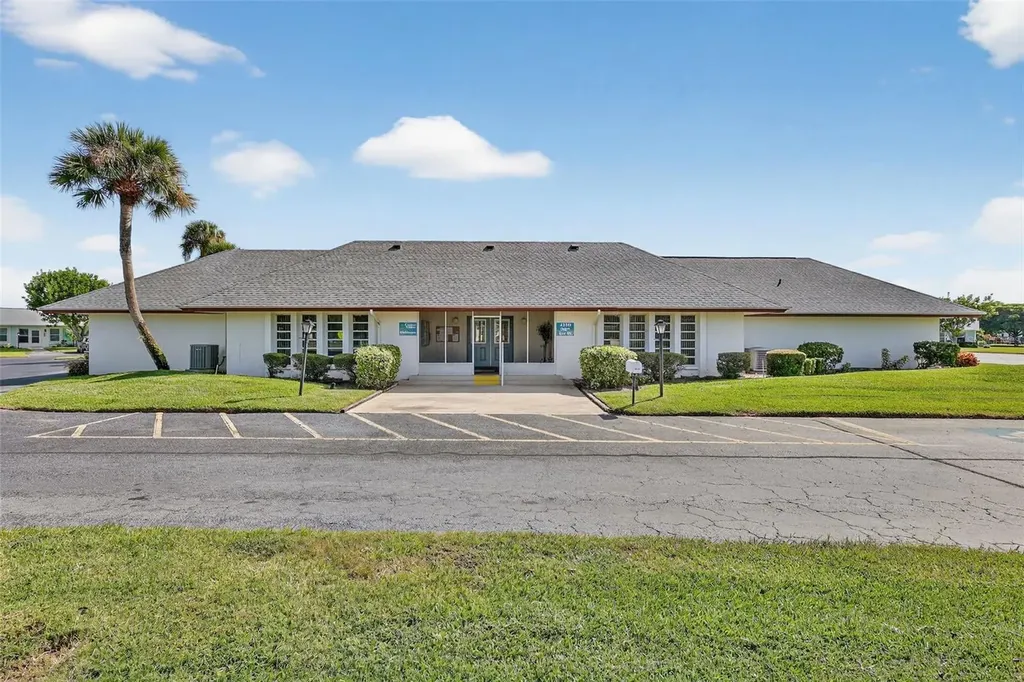 4207 34th Avenue Drive W Bradenton FL 34205