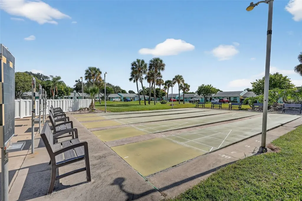 4207 34th Avenue Drive W Bradenton FL 34205