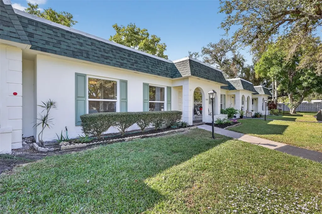 4207 34th Avenue Drive W Bradenton FL 34205