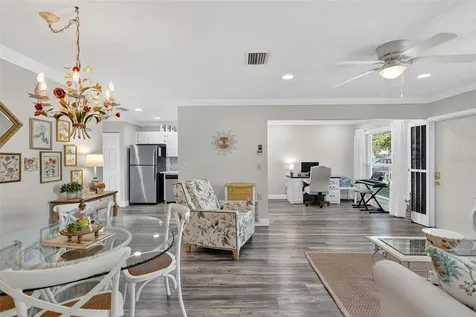 4207 34th Avenue Drive W Bradenton FL 34205