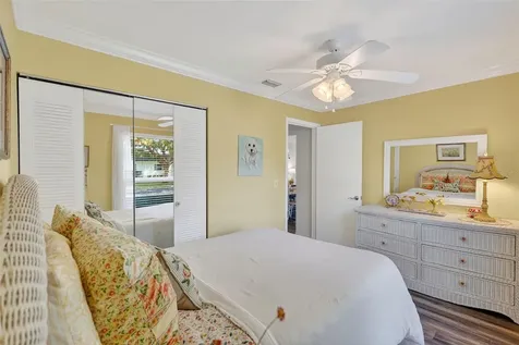 4207 34th Avenue Drive W Bradenton FL 34205