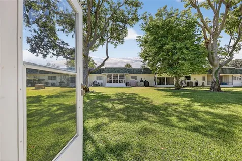4207 34th Avenue Drive W Bradenton FL 34205