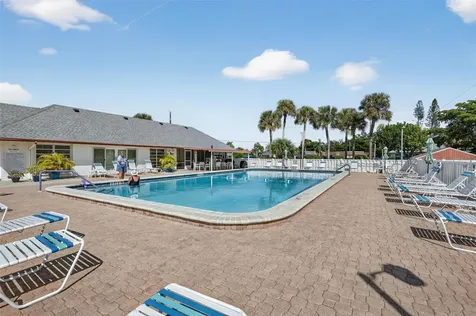 4207 34th Avenue Drive W Bradenton FL 34205