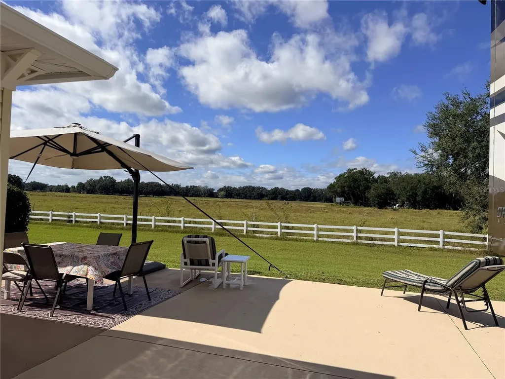9594 SE 47th Way Webster FL 33597