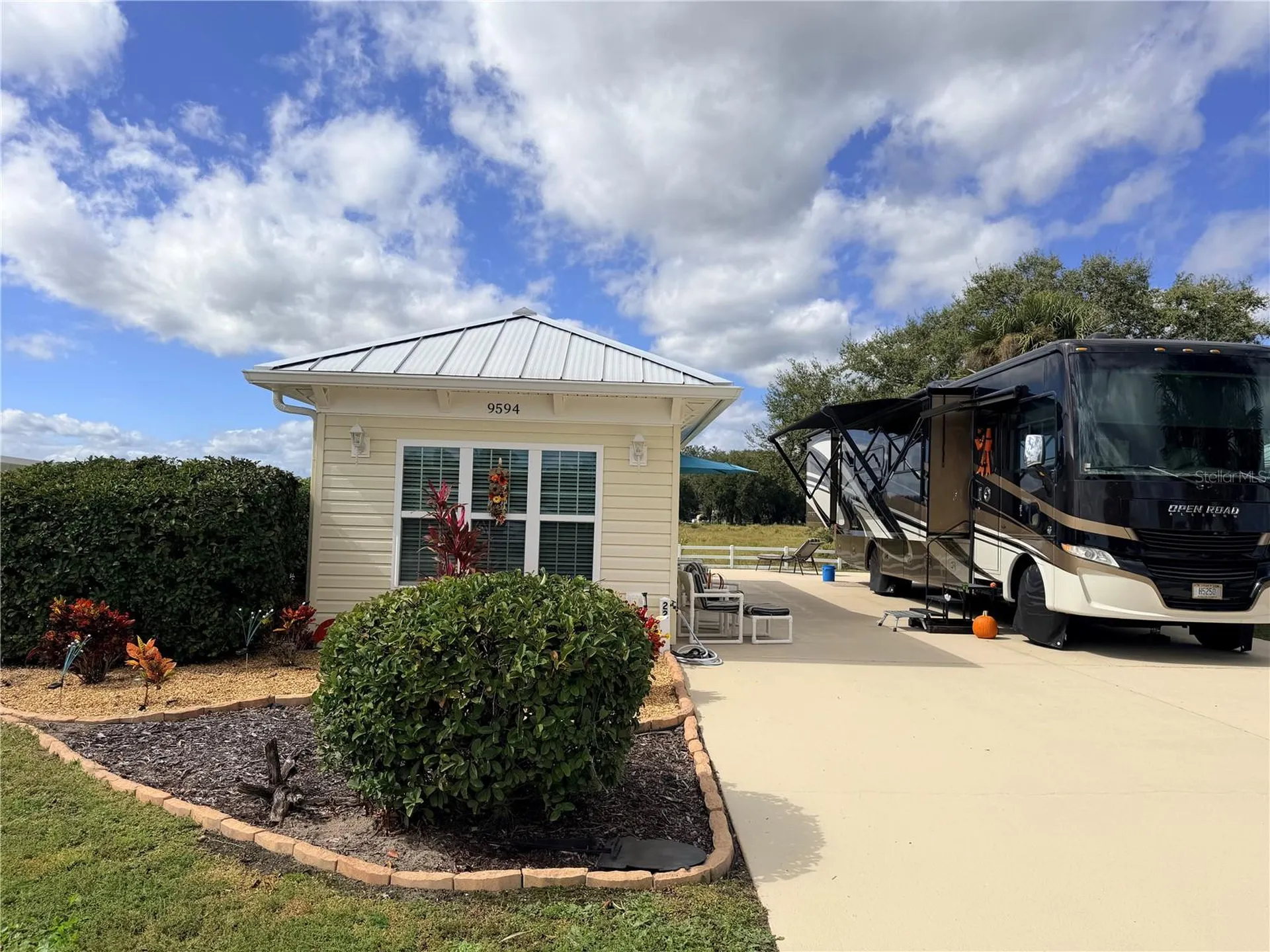 9594 SE 47th Way Webster FL 33597