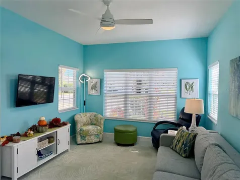 9594 SE 47th Way Webster FL 33597