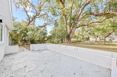 110 Mission Hills Avenue Temple Terrace FL 33617