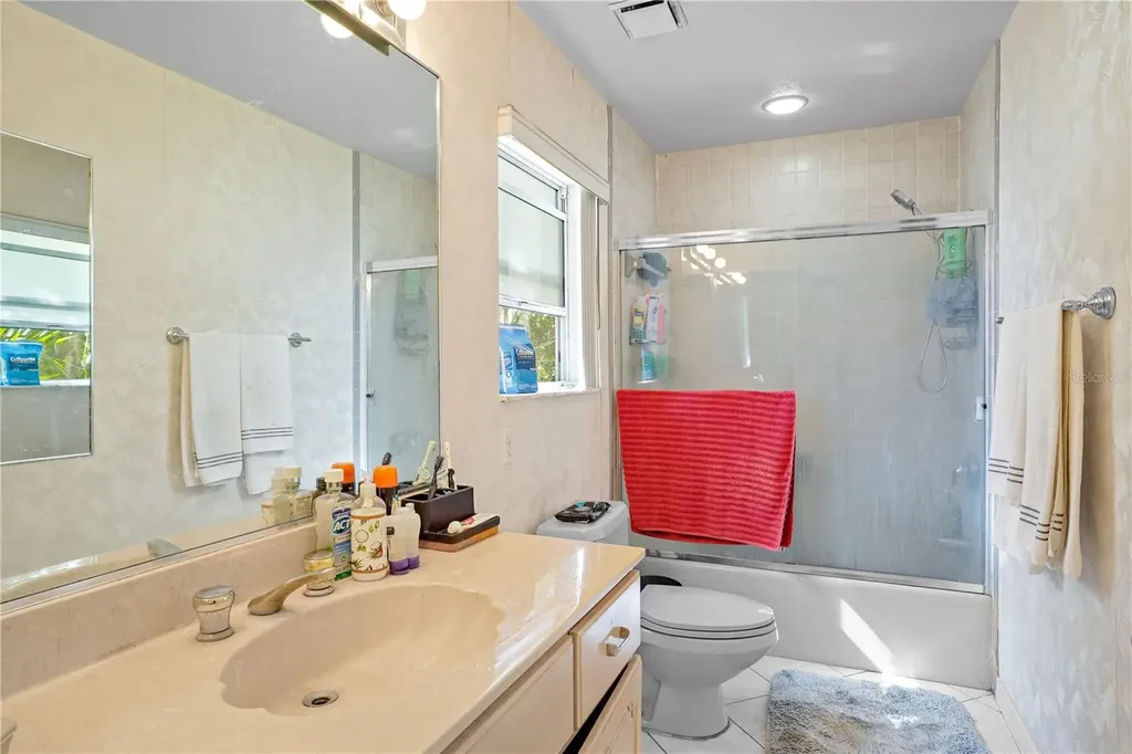 2286 Lake Francis Drive Apopka FL 32712