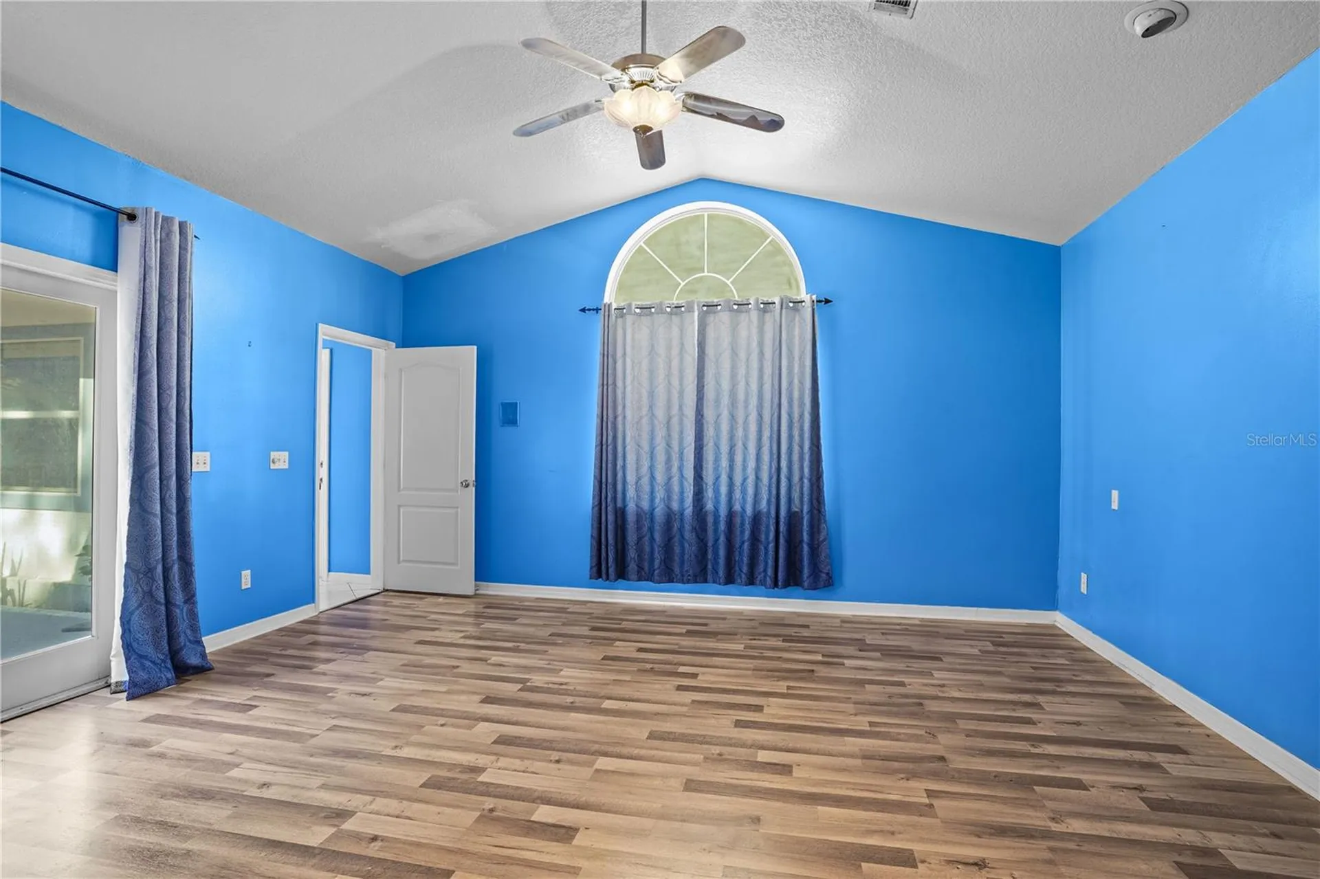 2286 Lake Francis Drive Apopka FL 32712