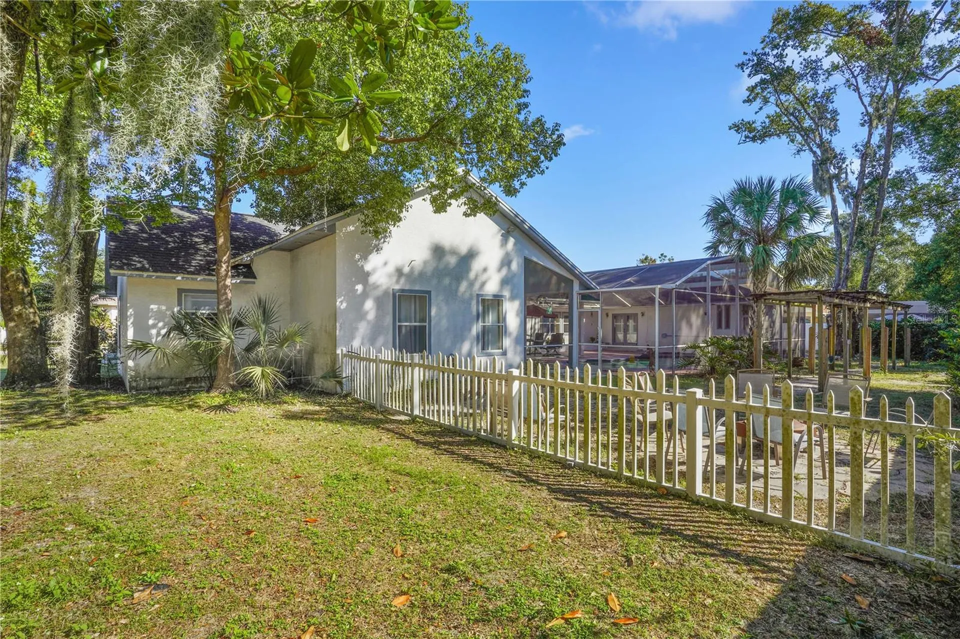 2286 Lake Francis Drive Apopka FL 32712