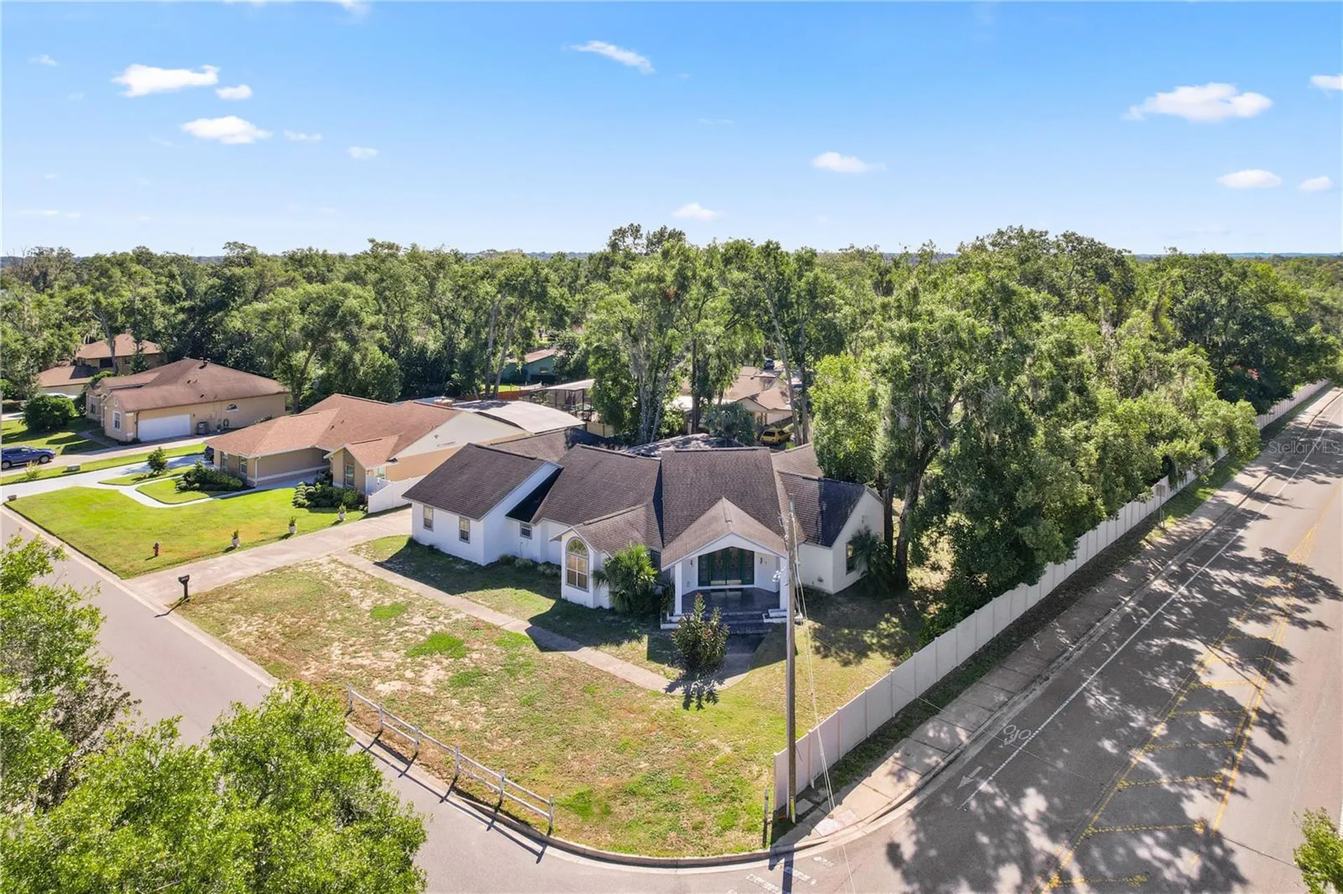 2286 Lake Francis Drive Apopka FL 32712