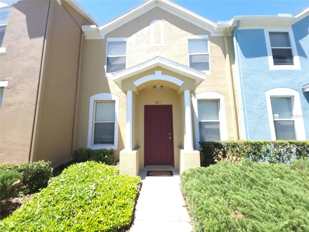 1211 Haddington Way Wesley Chapel FL 33543