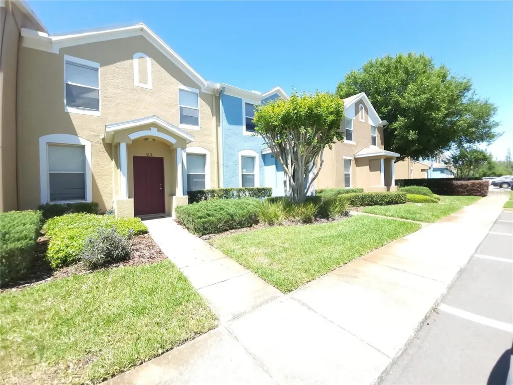 1211 Haddington Way Wesley Chapel FL 33543