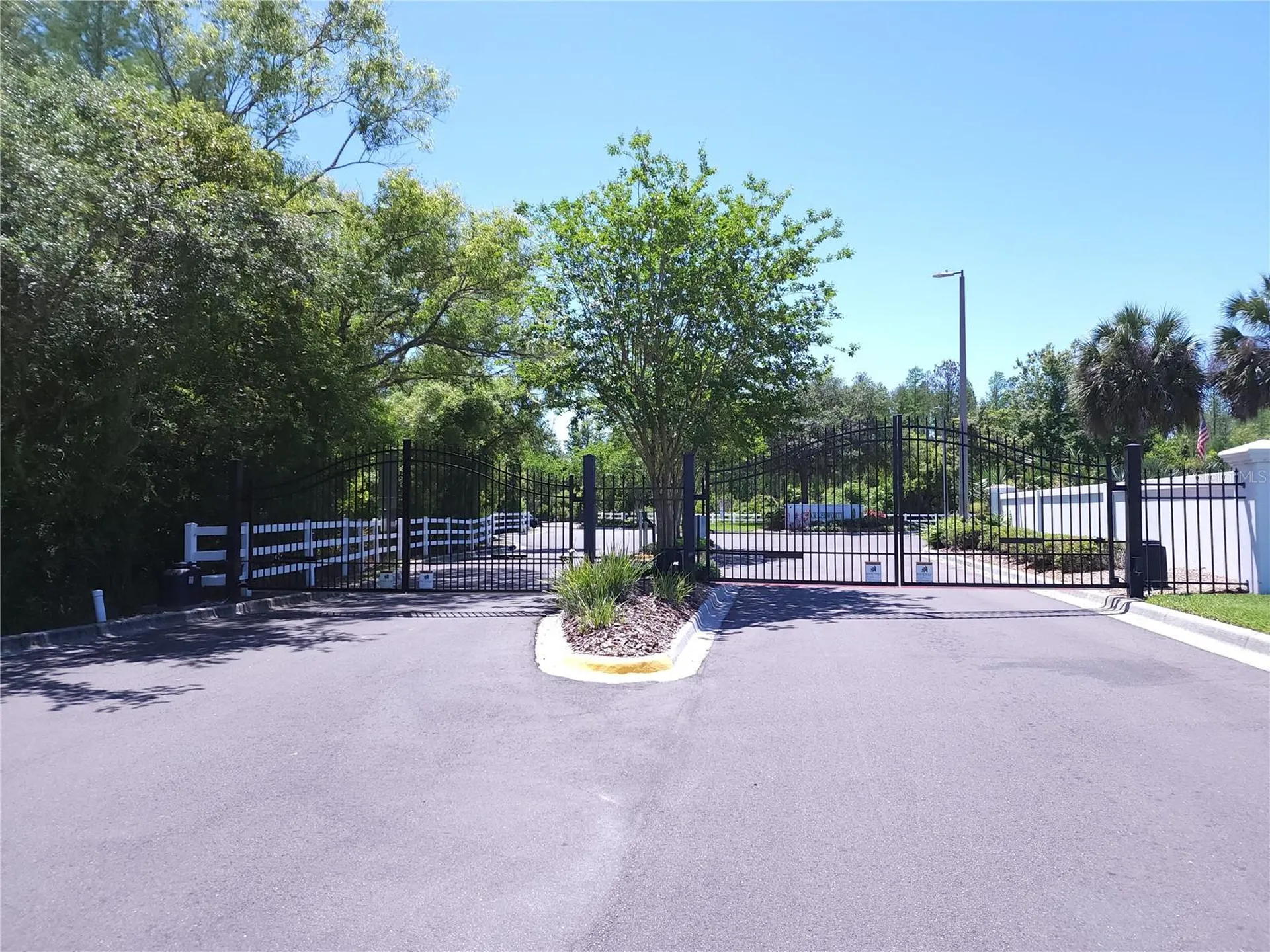 1211 Haddington Way Wesley Chapel FL 33543