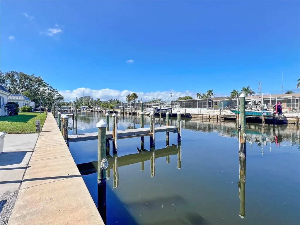 9811 Hernando Court Bradenton FL 34210