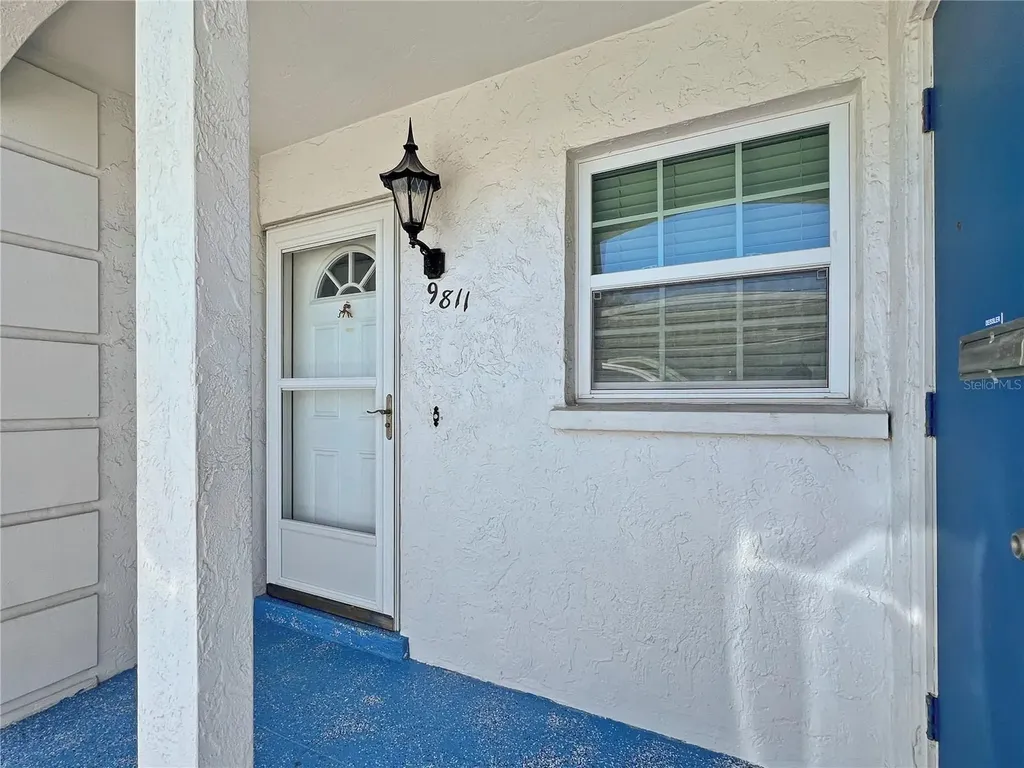 9811 Hernando Court Bradenton FL 34210
