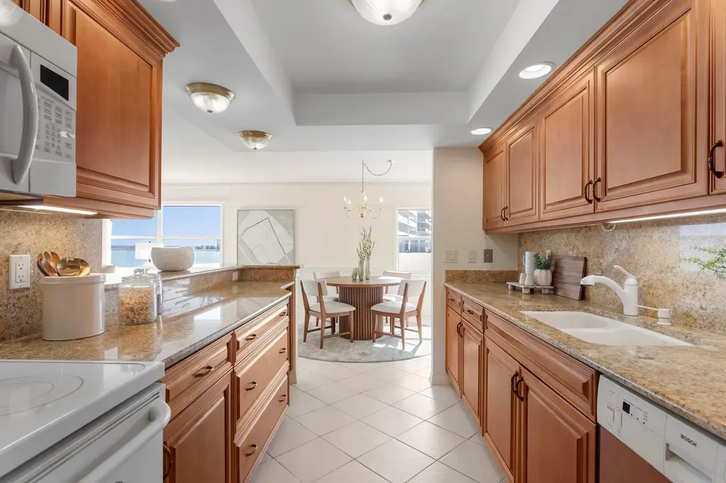 1750 Benjamin Franklin Drive Sarasota FL 34236