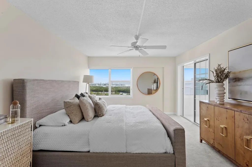 1750 Benjamin Franklin Drive Sarasota FL 34236