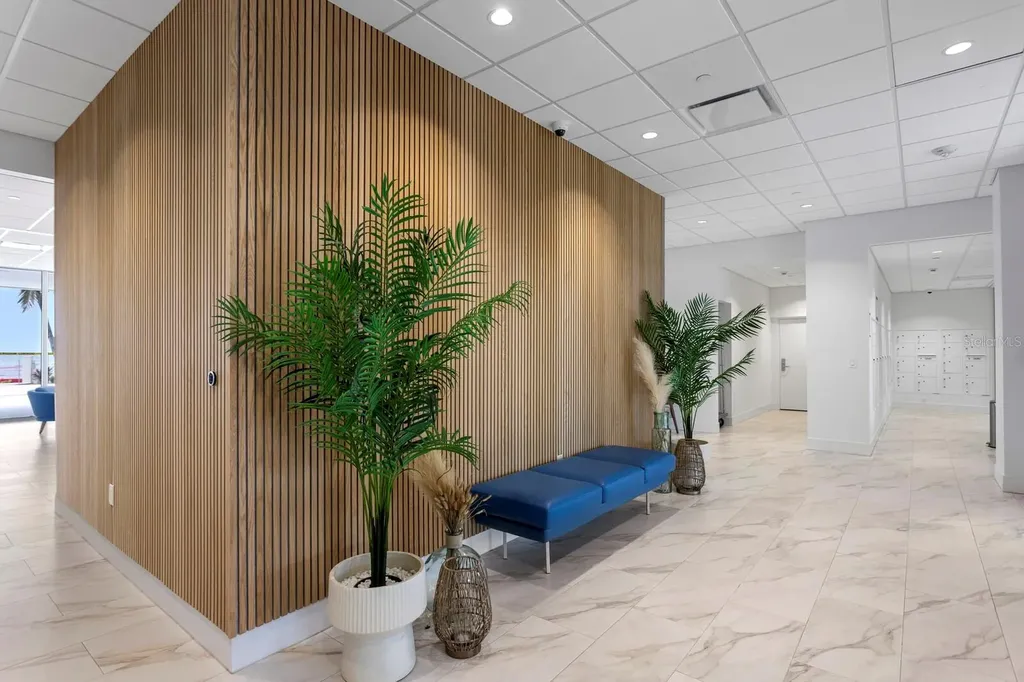 1750 Benjamin Franklin Drive Sarasota FL 34236