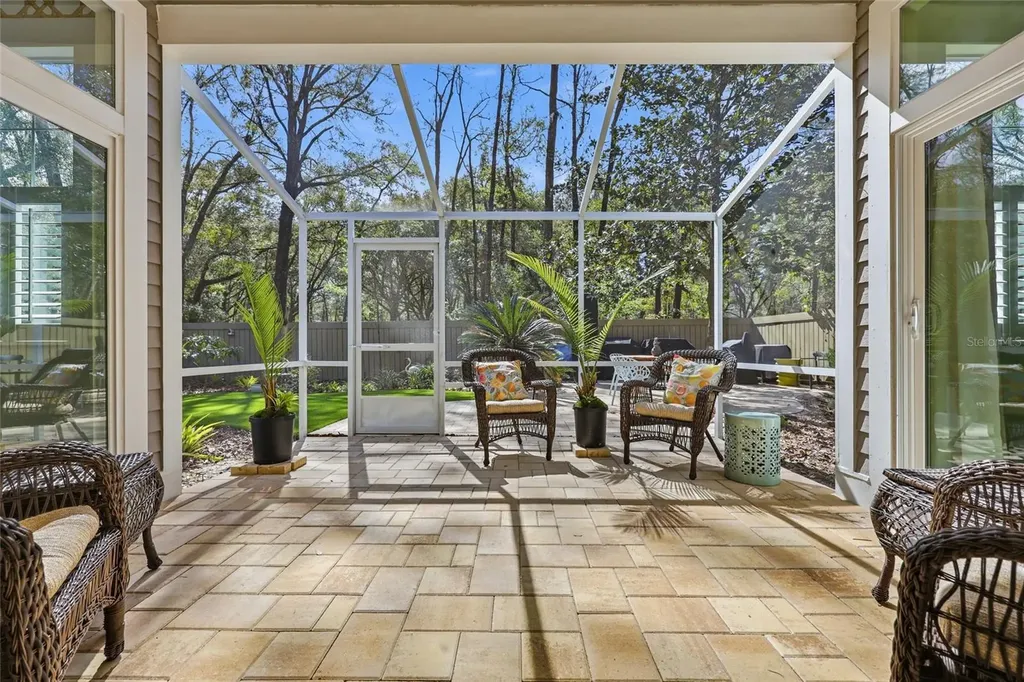10067 SW 52nd Road Gainesville FL 32608