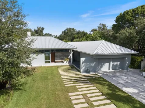 1739 Cherokee Drive Sarasota FL 34239