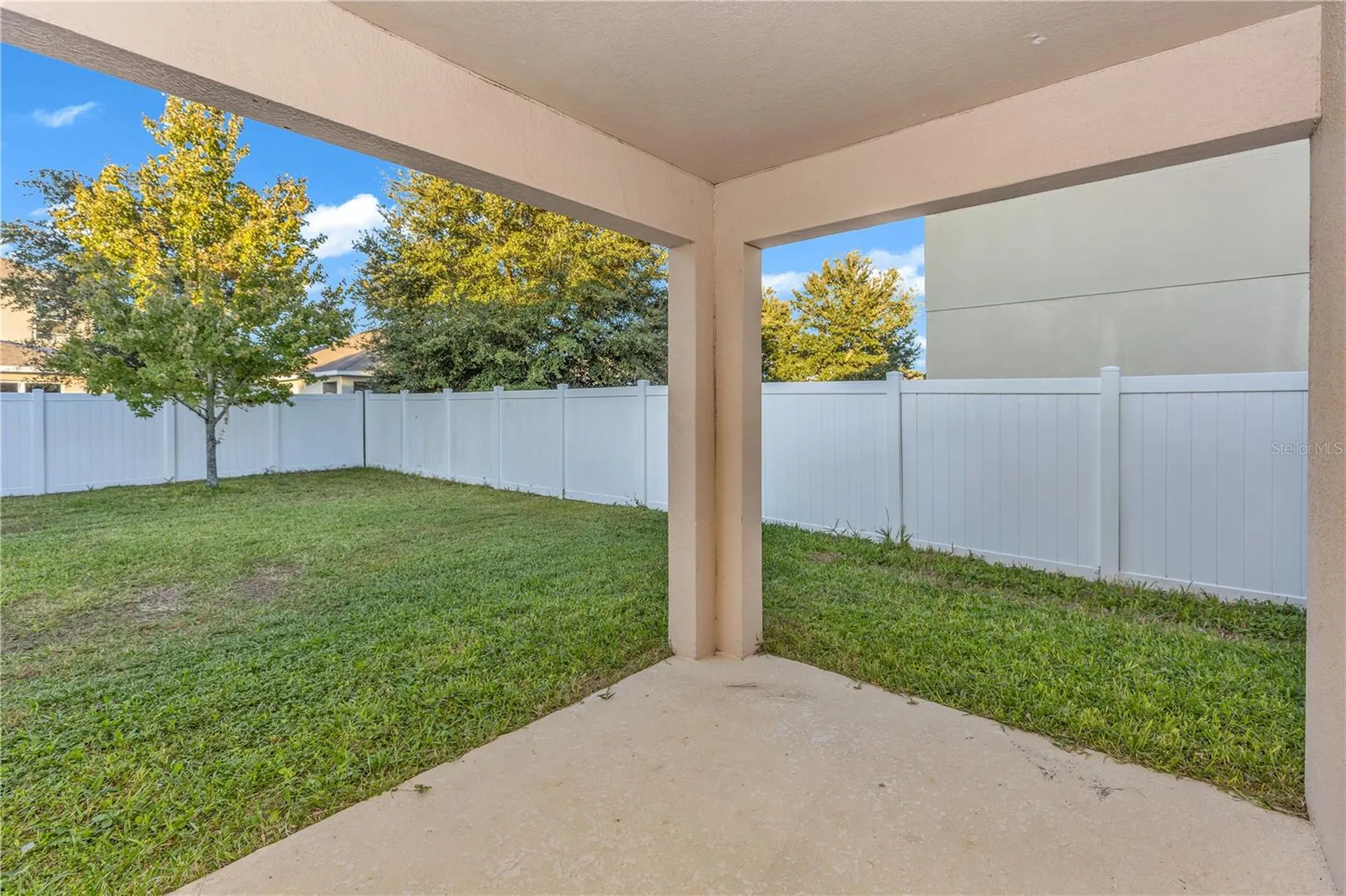 3301 Bethpage Loop Mount Dora FL 32757
