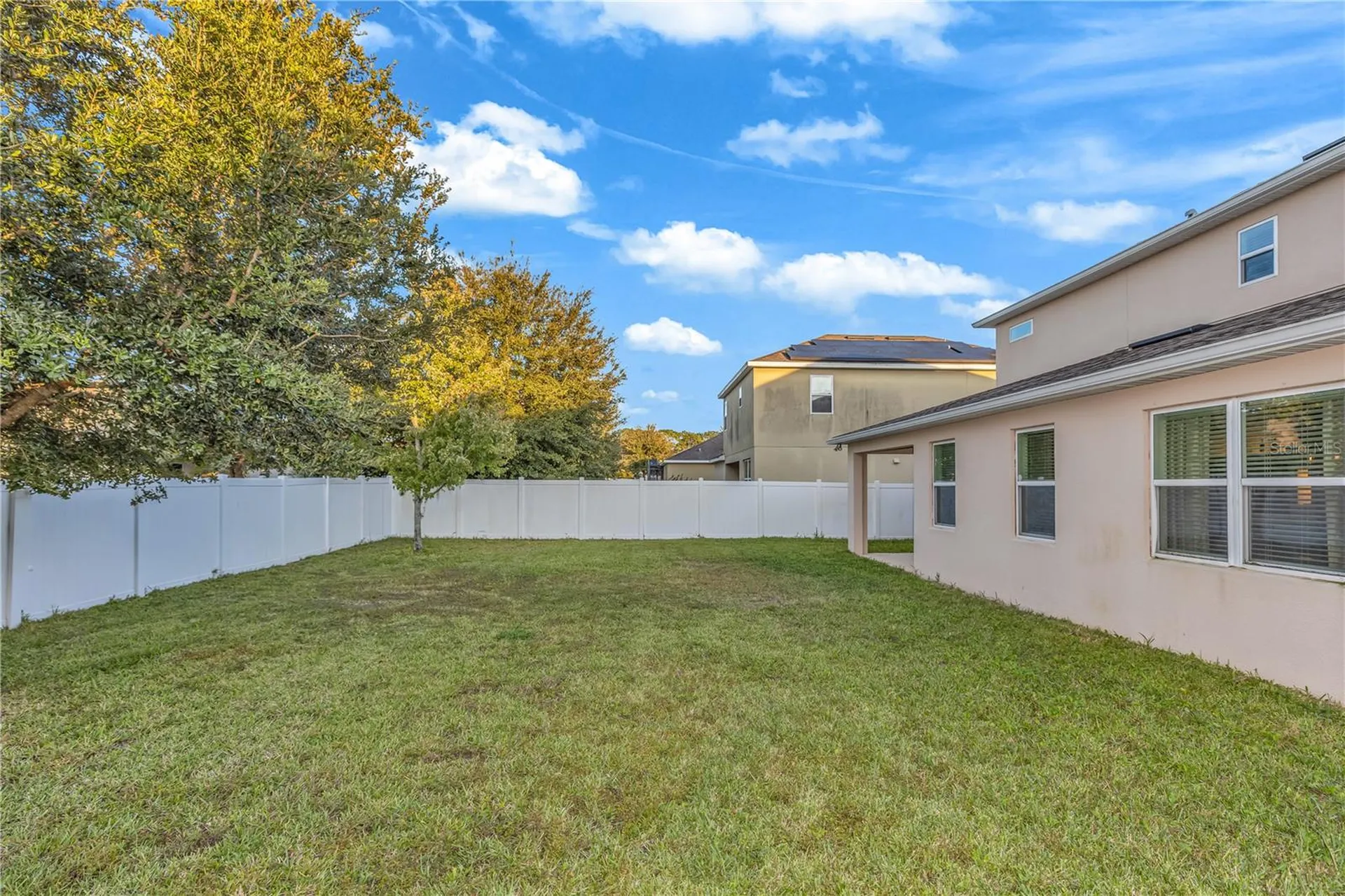 3301 Bethpage Loop Mount Dora FL 32757