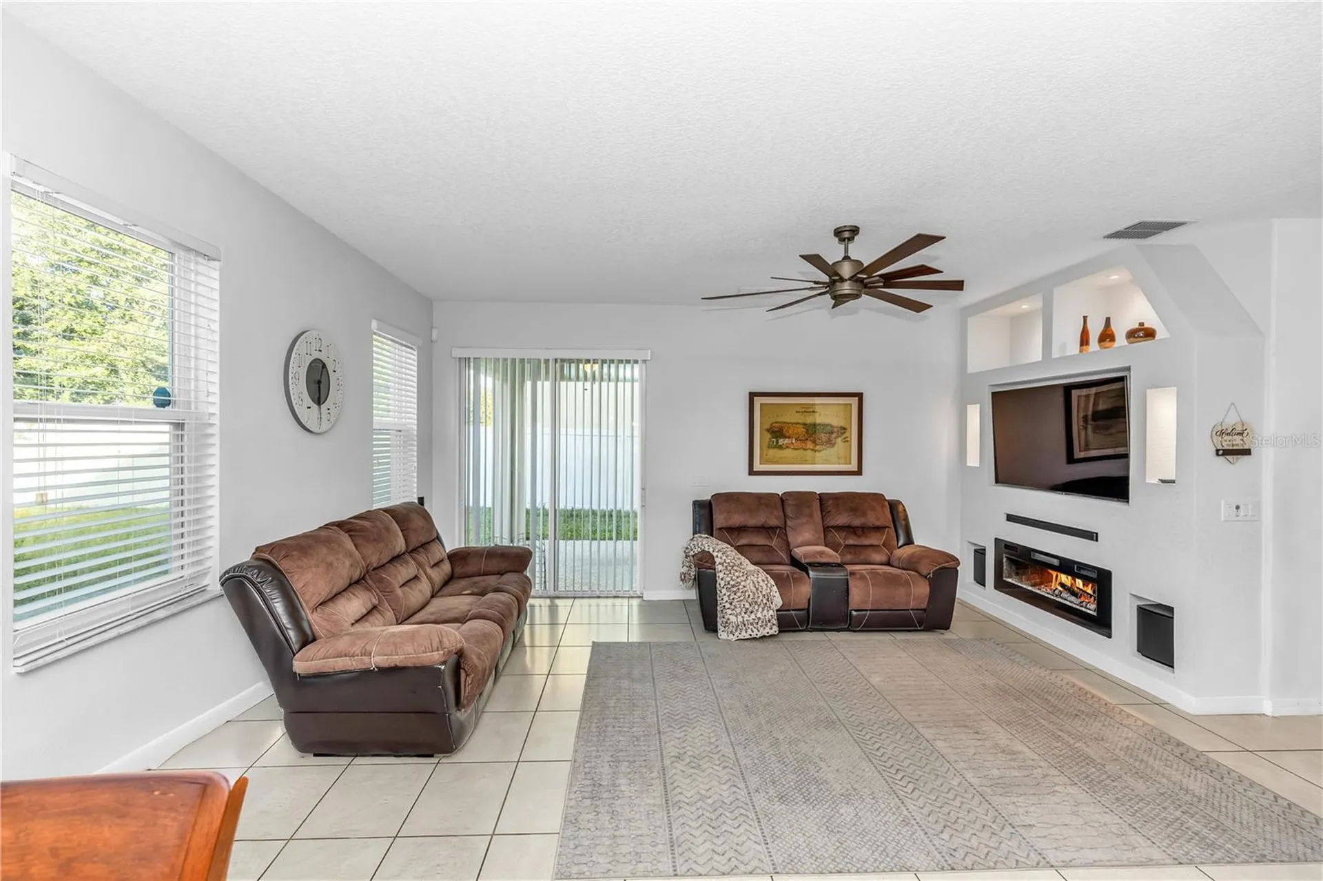 3301 Bethpage Loop Mount Dora FL 32757