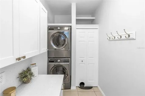 3301 Bethpage Loop Mount Dora FL 32757