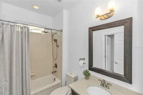 3301 Bethpage Loop Mount Dora FL 32757