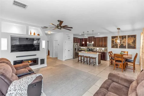 3301 Bethpage Loop Mount Dora FL 32757