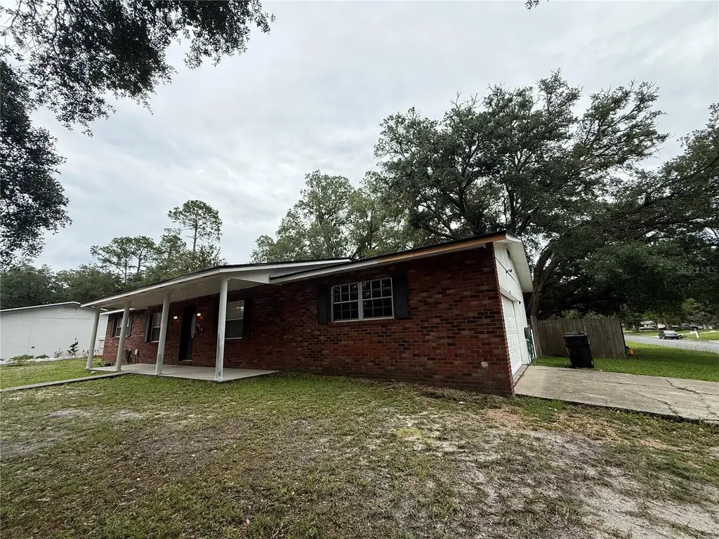 5515 NW 27th Terrace Gainesville FL 32653