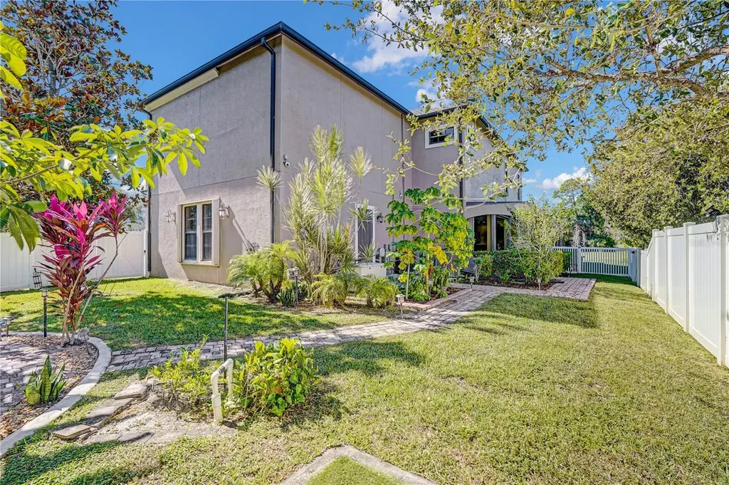 5811 NW Blue Bonnet Court Port St Lucie FL 34986